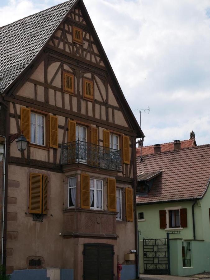 La Cour St-Fulrad - Appartements Saint-Hippolyte  Buitenkant foto